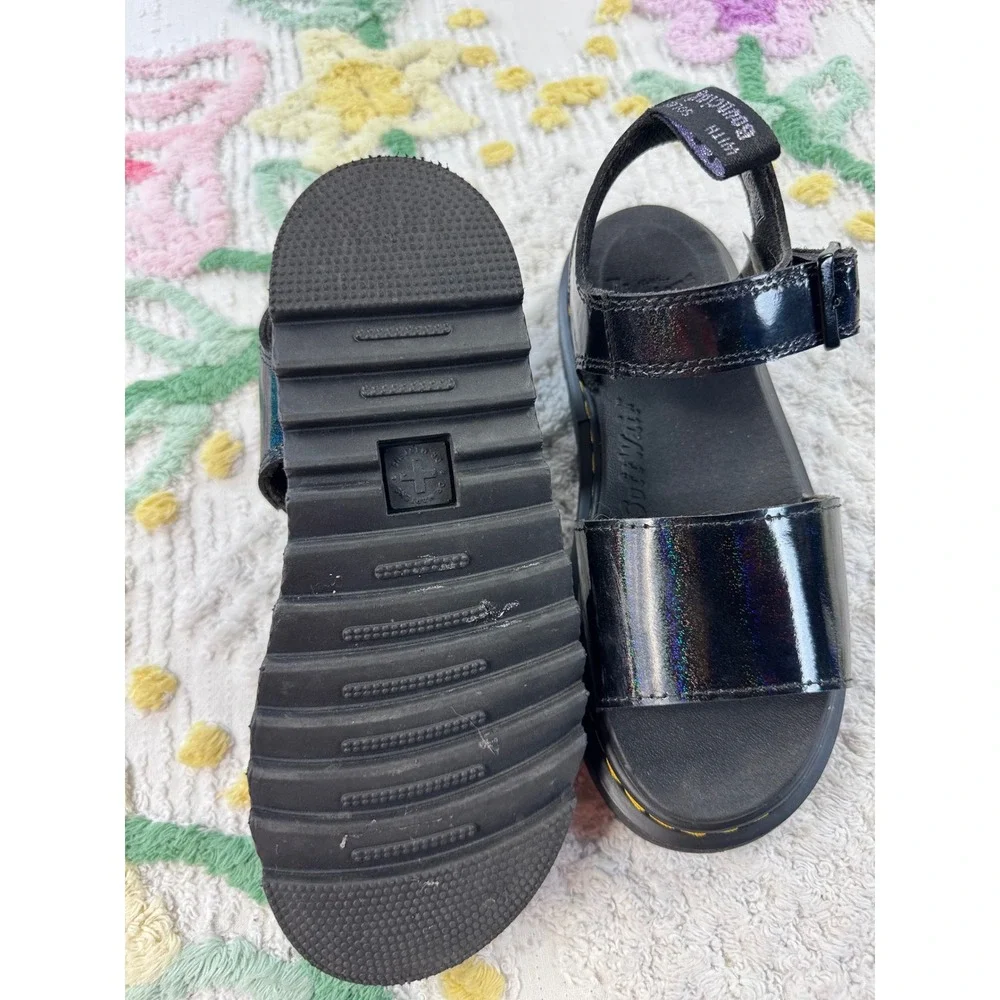 Dr. Martens Marlowe‎ Buckle J Black Holographic Platform Sandals Kids Size 2 US